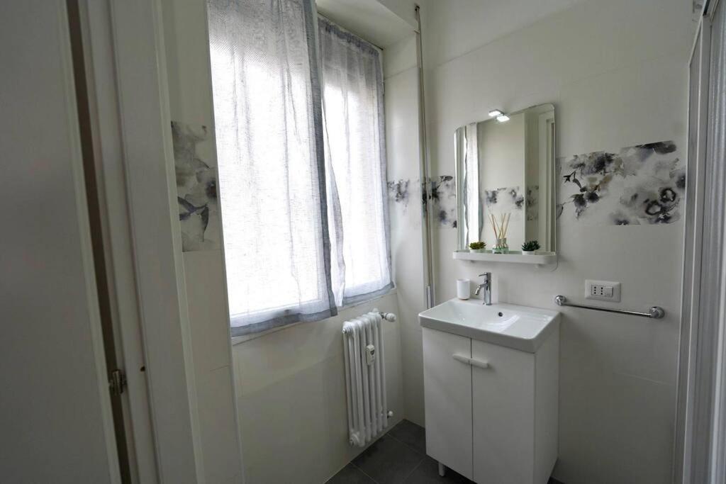 Cinecitta Luxury Flat Metro A Rom